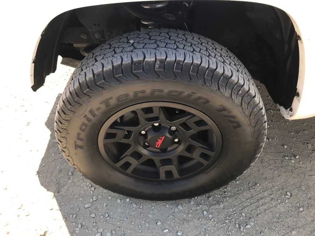 Thumbnail: 2022 Toyota Tacoma - 13
