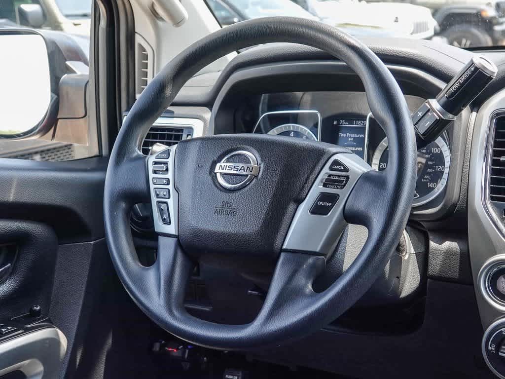 Thumbnail: 2018 Nissan Titan - 14