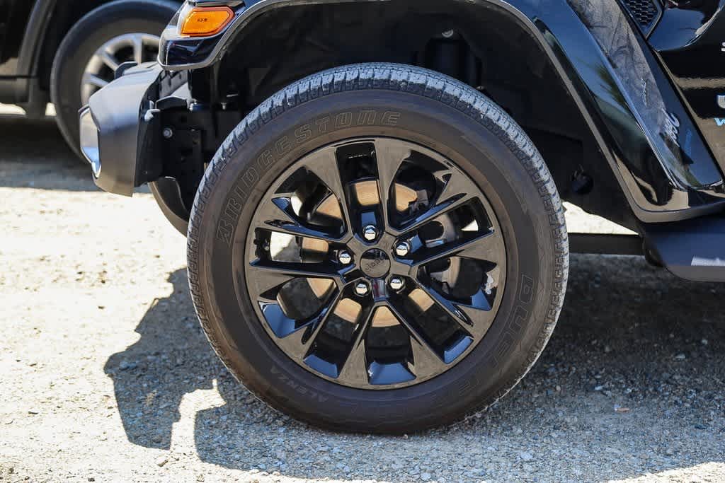 Thumbnail: 2021 Jeep Wrangler - 12