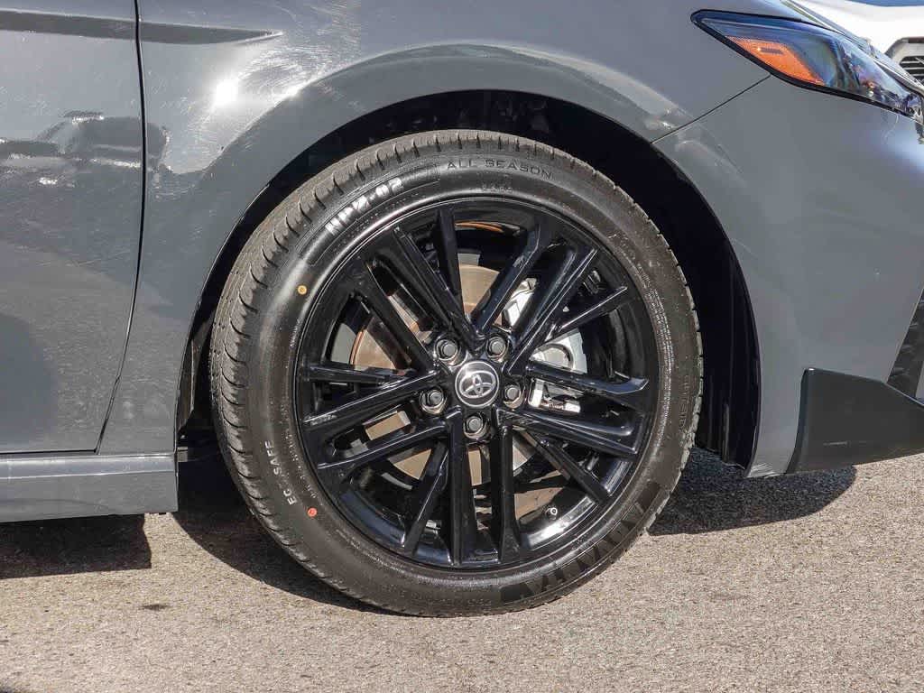 Thumbnail: 2025 Toyota Camry - 9