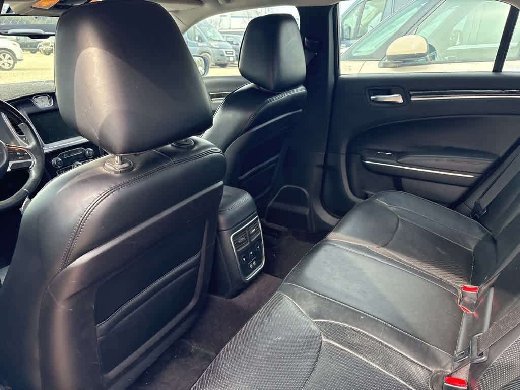 Thumbnail: 2016 Chrysler 300 - 9