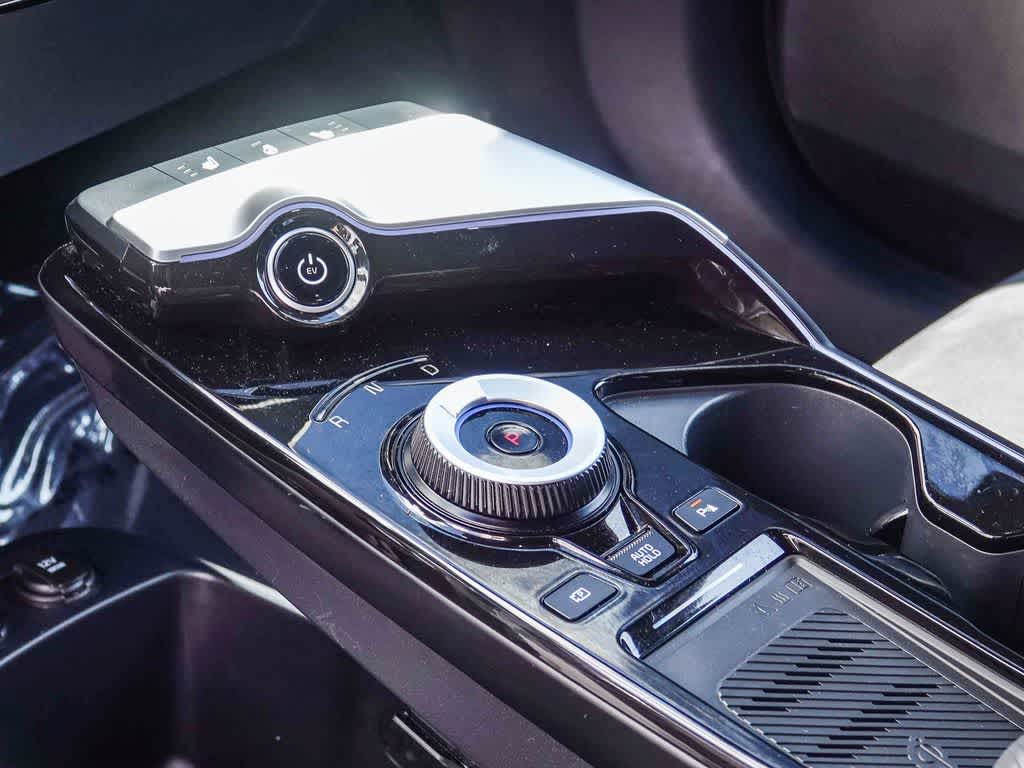Thumbnail: 2023 Kia EV6 - 15