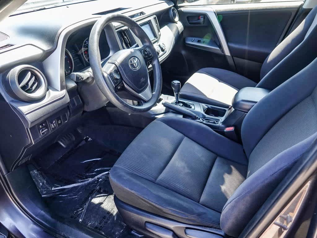Thumbnail: 2017 Toyota RAV4 - 17