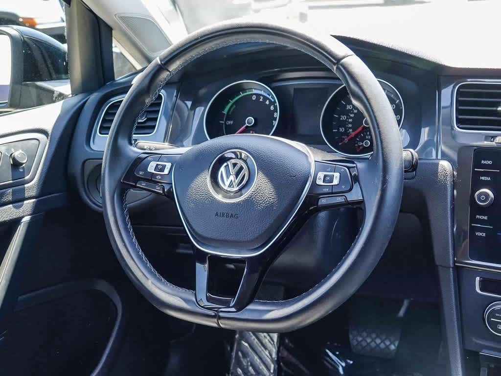 Thumbnail: 2019 Volkswagen e-Golf - 14