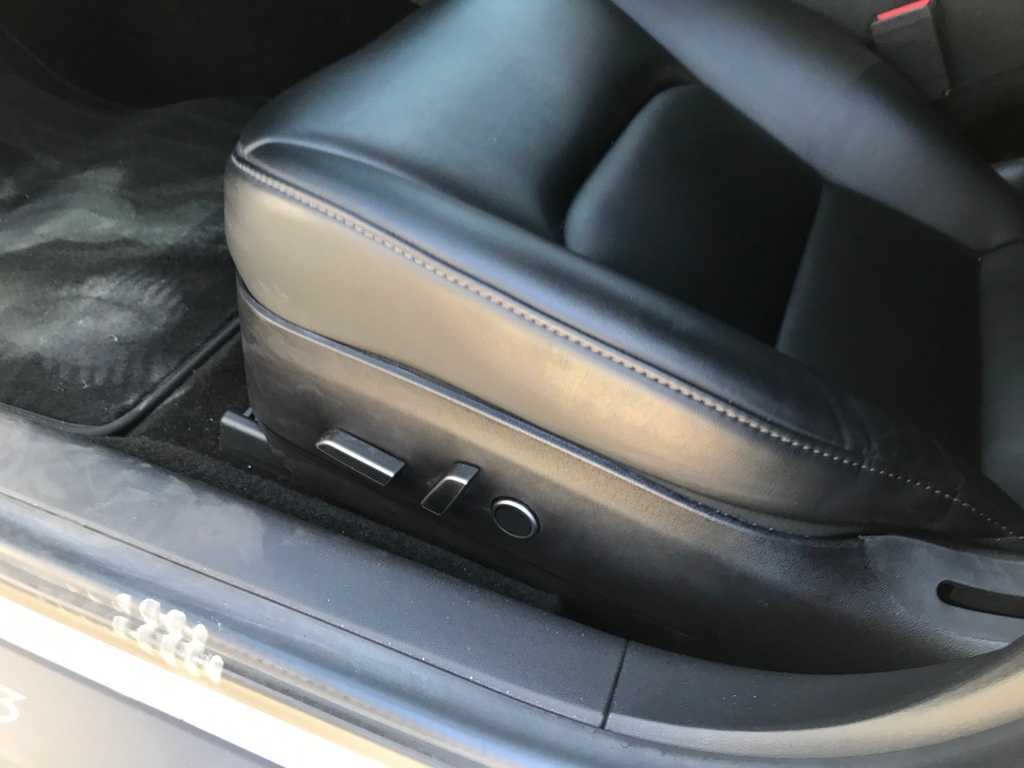 Thumbnail: 2021 Tesla Model 3 - 8