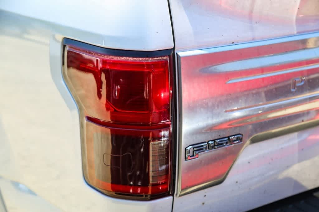 Thumbnail: 2018 Ford F-150 - 9