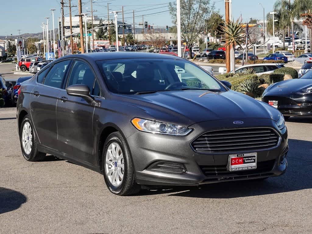 Thumbnail: 2016 Ford Fusion - 3