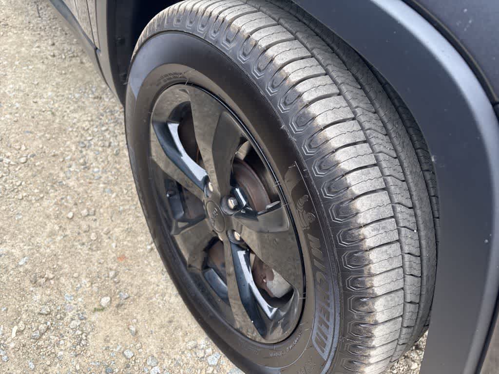 Thumbnail: 2018 Jeep Cherokee - 4