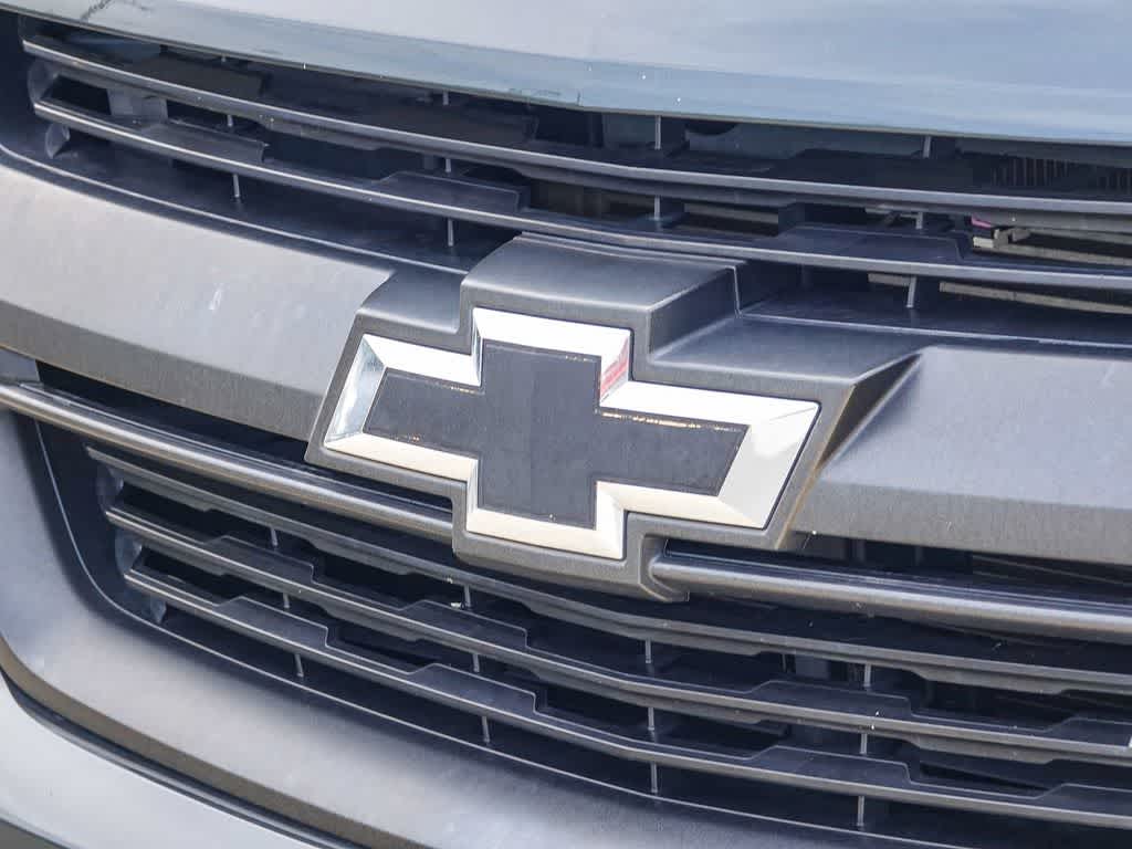 Thumbnail: 2017 Chevrolet Colorado - 4