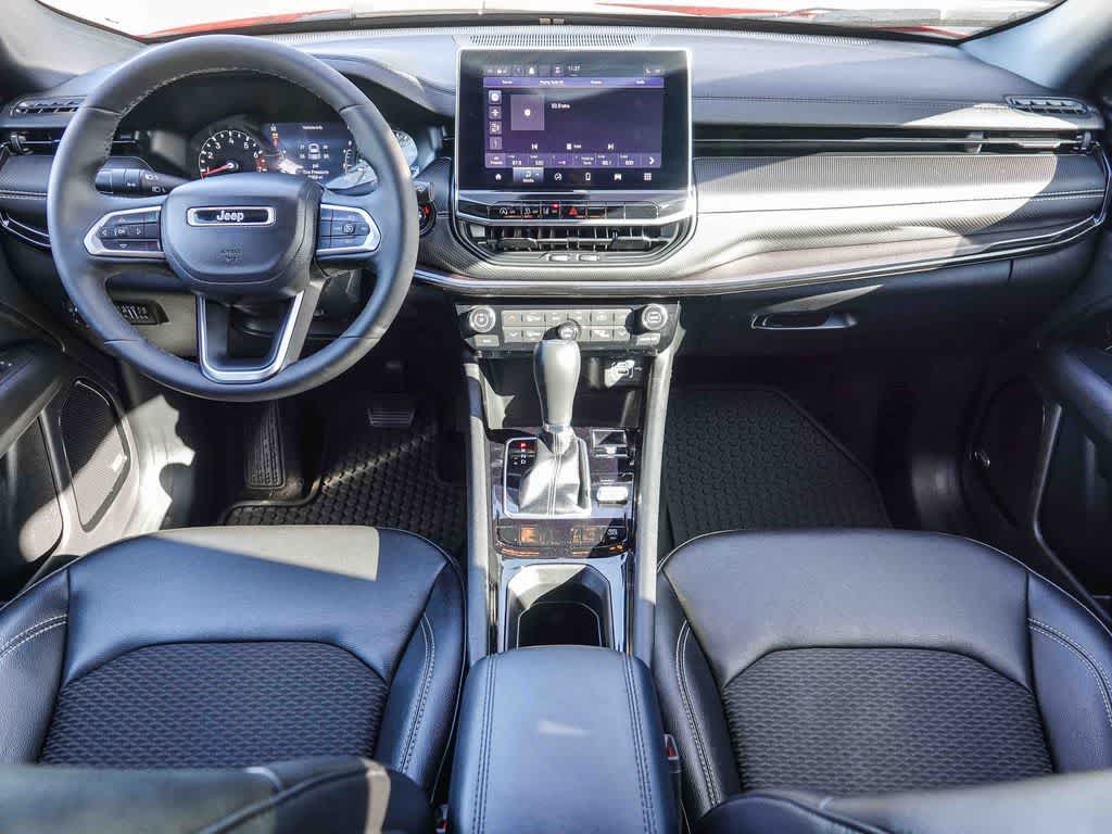 Thumbnail: 2023 Jeep Compass - 11