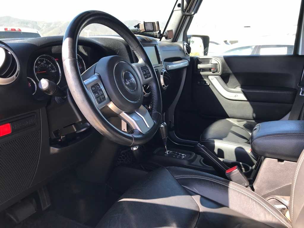 Thumbnail: 2016 Jeep Wrangler - 12