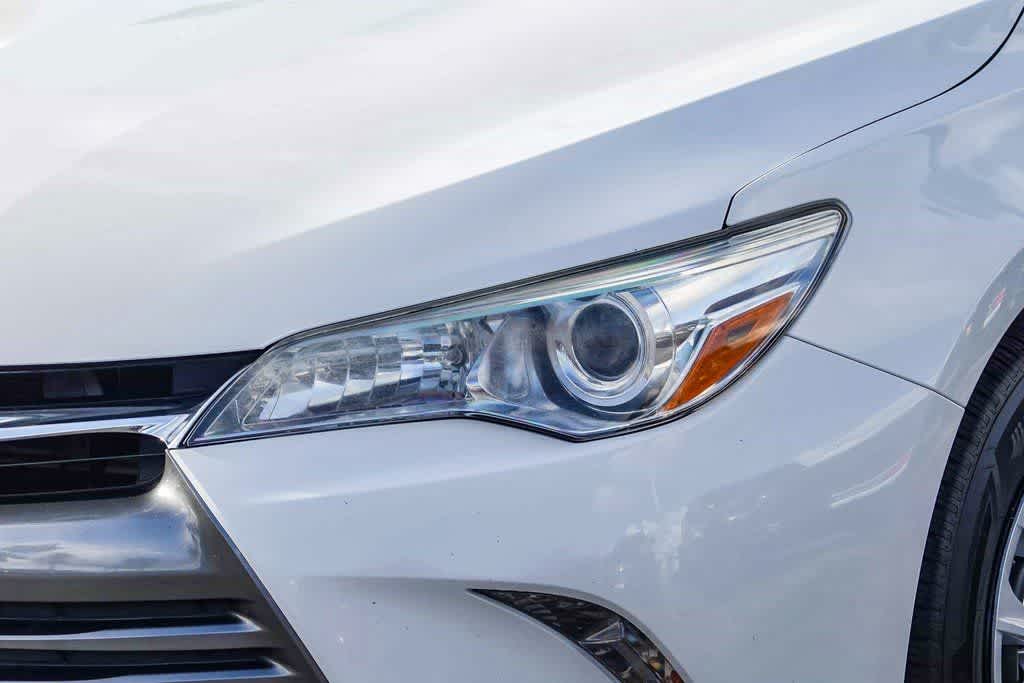 Thumbnail: 2017 Toyota Camry - 8