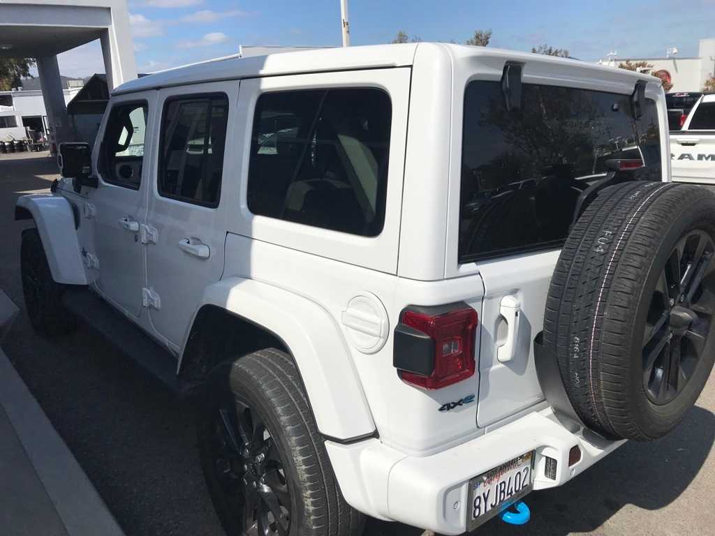 Thumbnail: 2021 Jeep Wrangler - 7