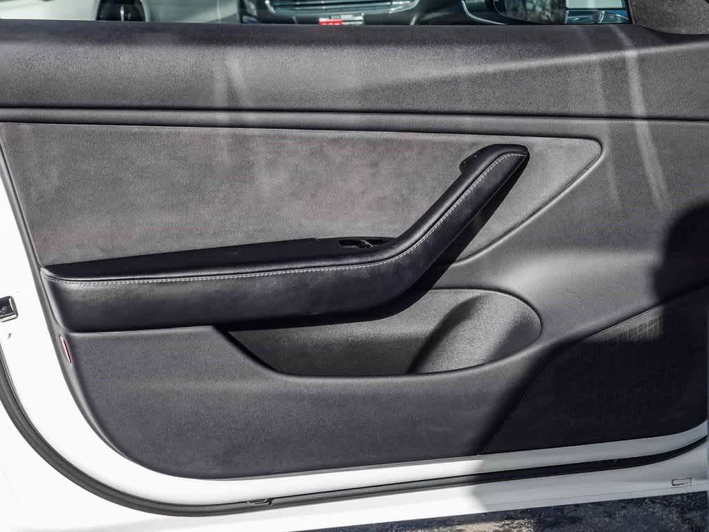 Thumbnail: 2018 Tesla Model 3 - 18