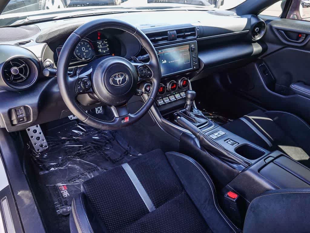 Thumbnail: 2024 Toyota GR86 - 10