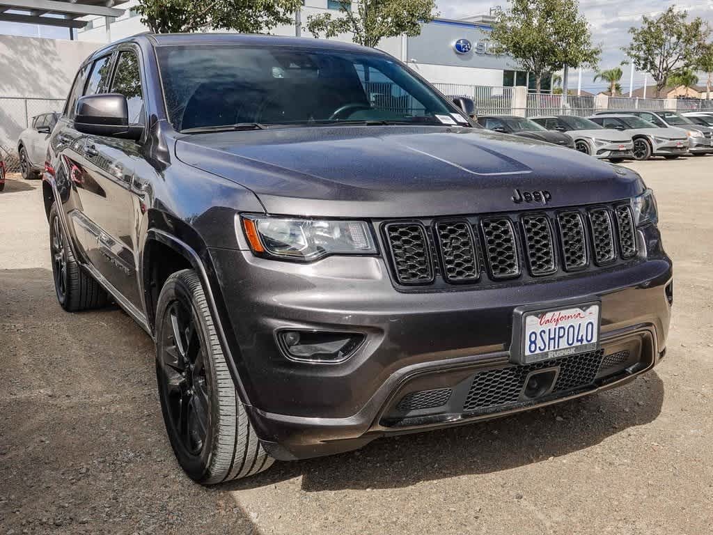 Thumbnail: 2020 Jeep Grand Cherokee - 4