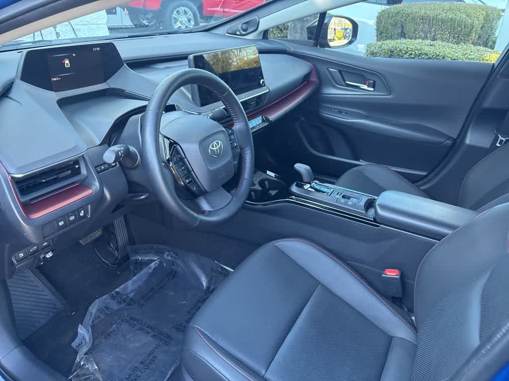 Thumbnail: 2025 Toyota Prius - 9