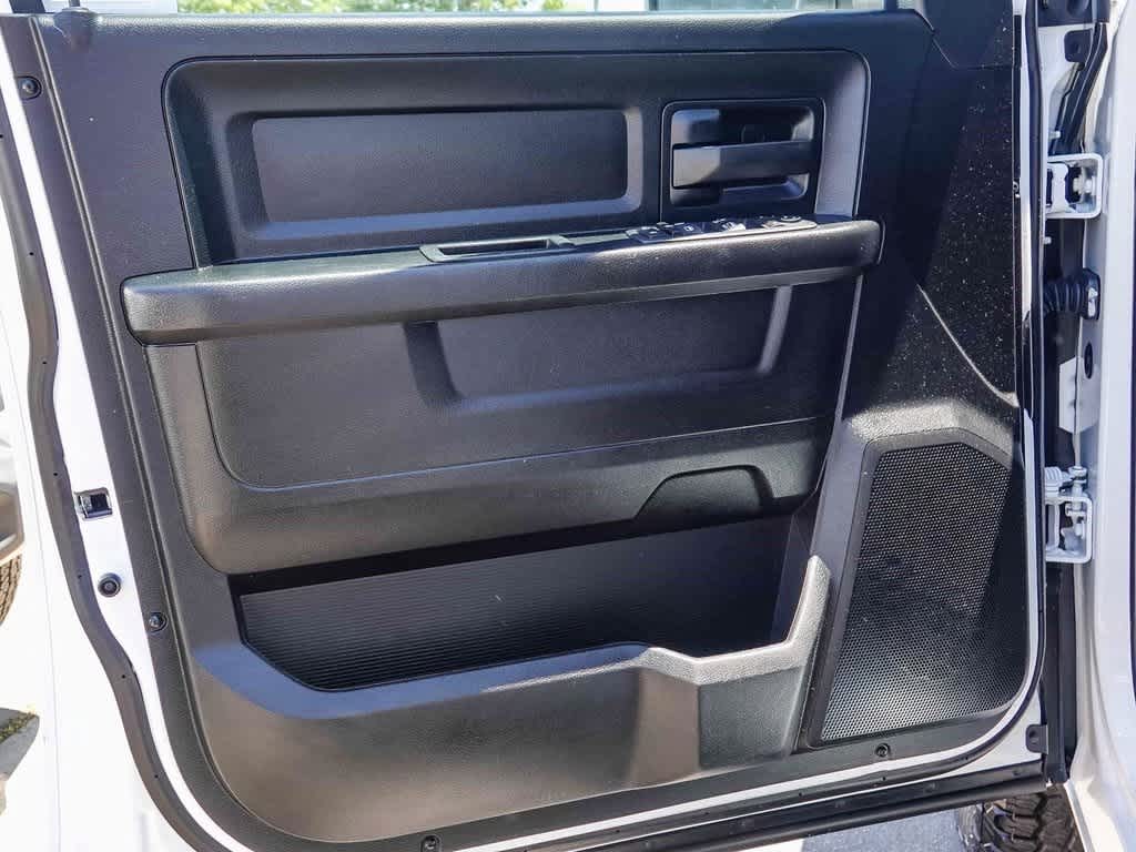 Thumbnail: 2021 RAM 1500 Classic - 20