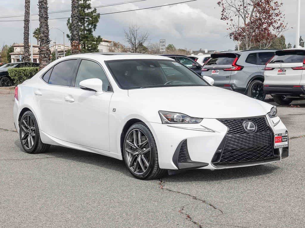 Thumbnail: 2019 Lexus IS - 3