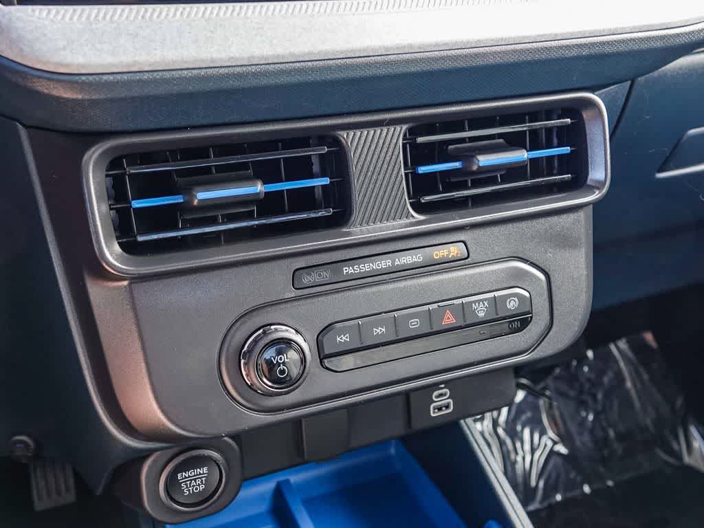 Thumbnail: 2025 Ford Maverick - 21