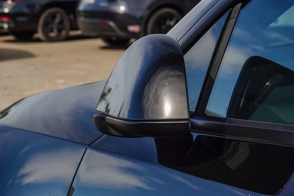 Thumbnail: 2022 Tesla Model Y - 21