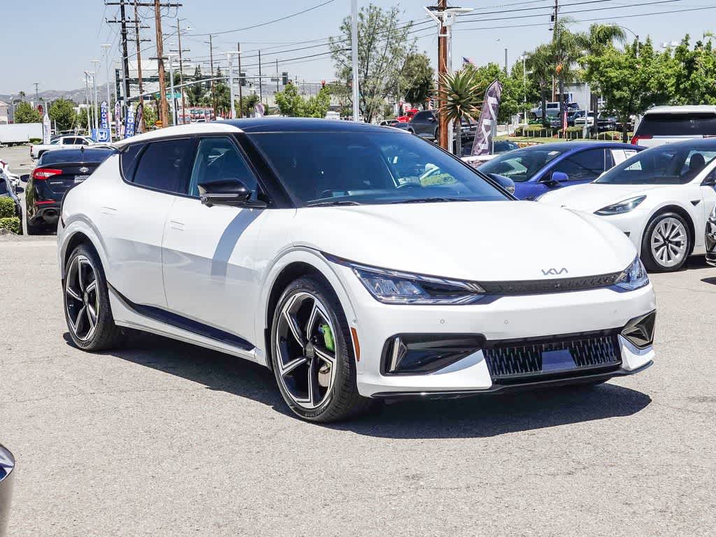 Thumbnail: 2024 Kia EV6 - 3