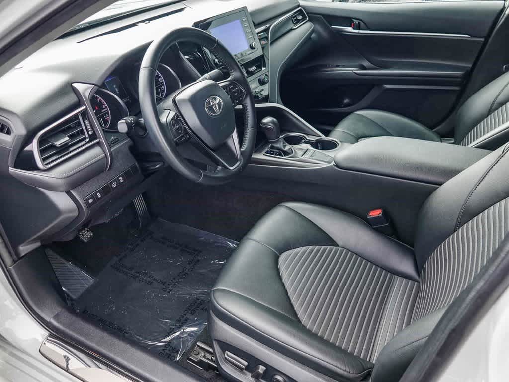 Thumbnail: 2023 Toyota Camry - 16