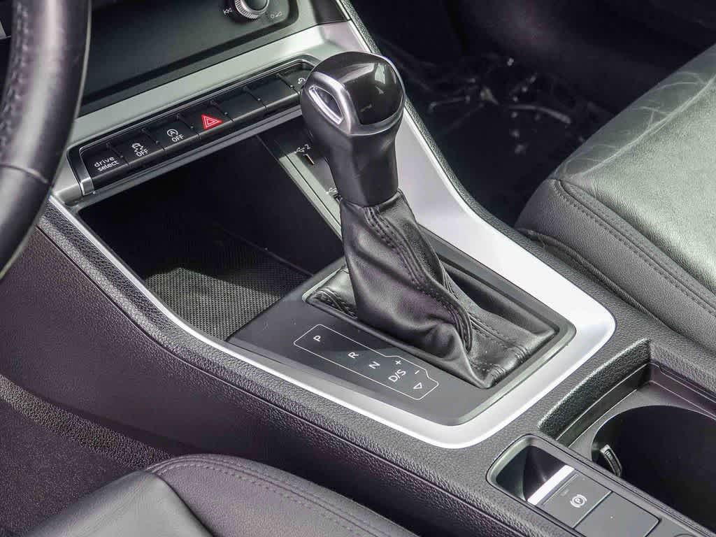 Thumbnail: 2020 Audi Q3 - 16