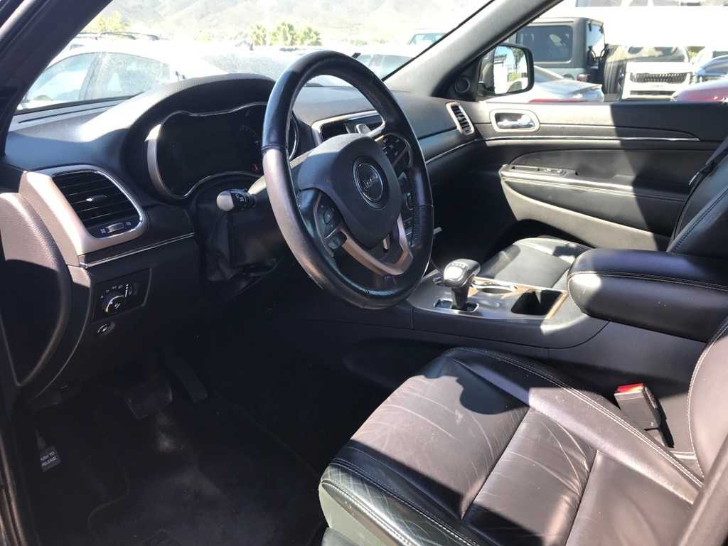 Thumbnail: 2015 Jeep Grand Cherokee - 8