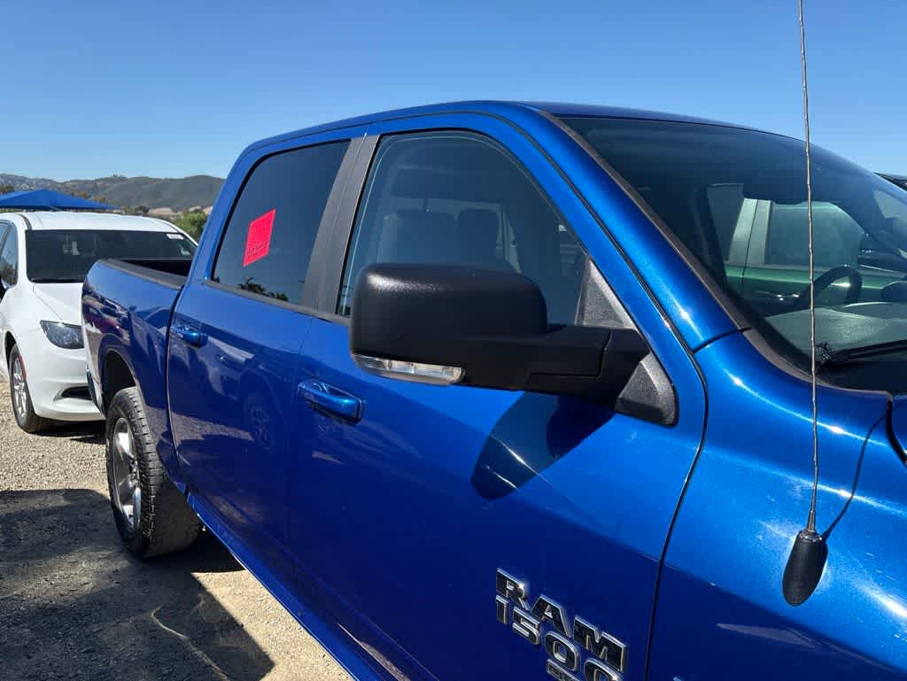 Thumbnail: 2019 RAM 1500 Classic - 7
