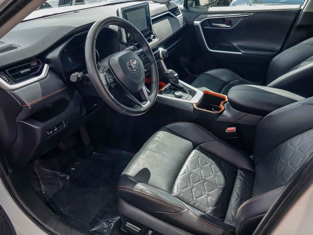 Thumbnail: 2023 Toyota RAV4 - 16