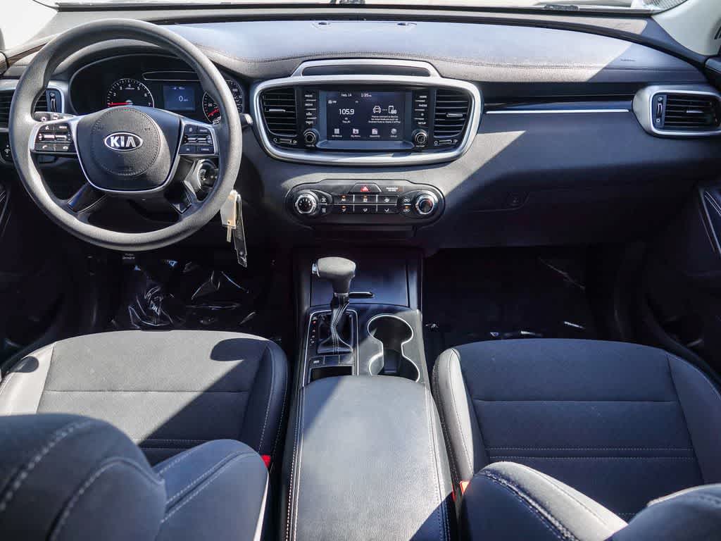 Thumbnail: 2019 Kia Sorento - 11