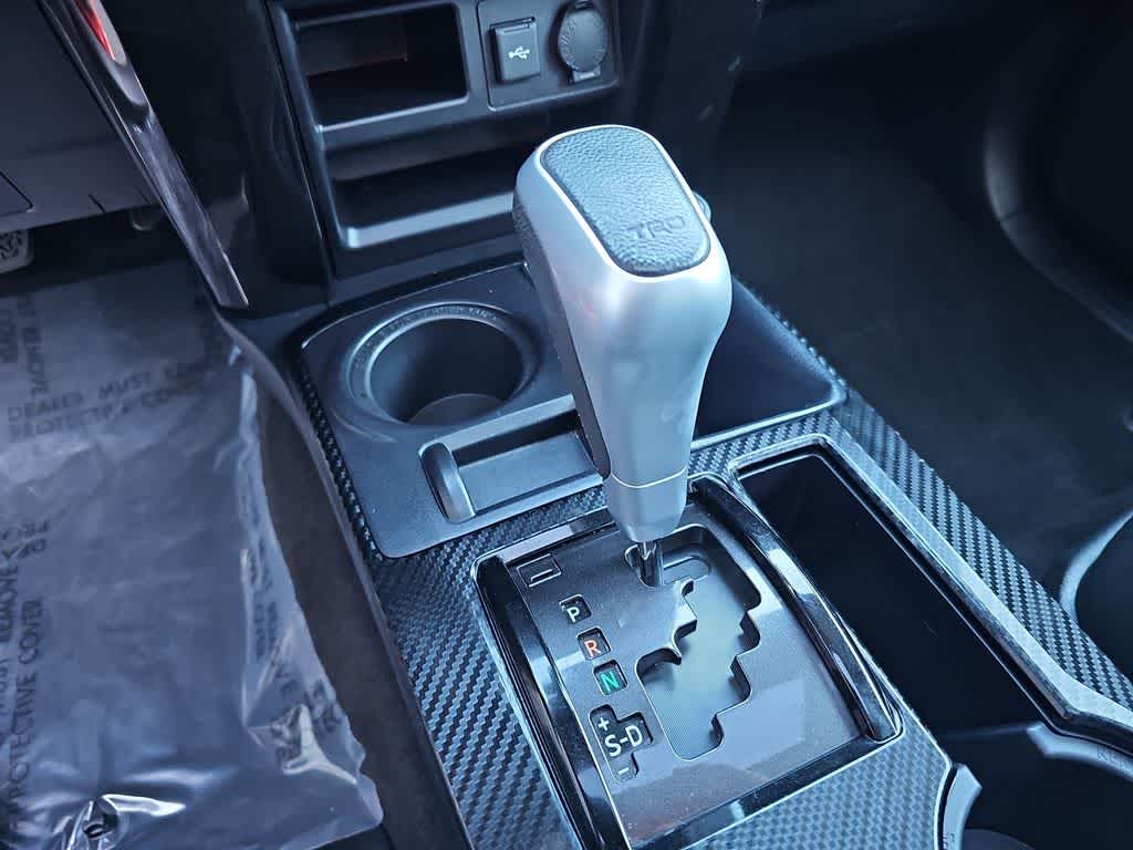 Thumbnail: 2023 Toyota 4Runner - 17