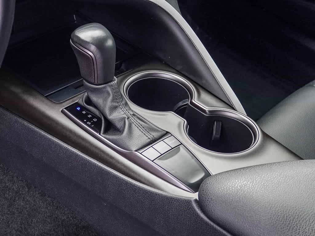 Thumbnail: 2023 Toyota Camry - 18