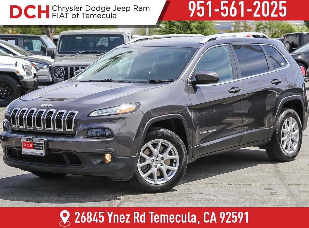 2016 Jeep Cherokee Latitude -
                  Temecula, CA