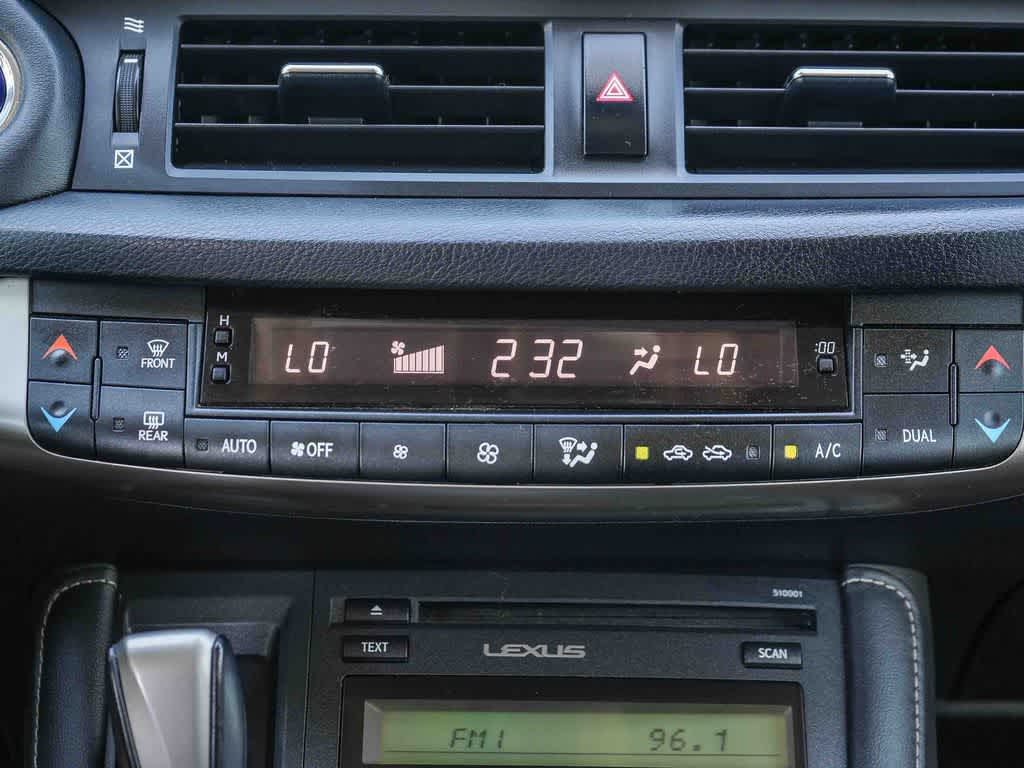 Thumbnail: 2015 Lexus CT - 15