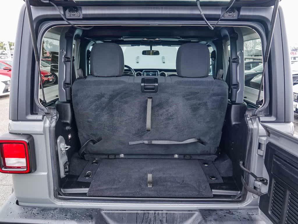 Thumbnail: 2021 Jeep Wrangler - 25