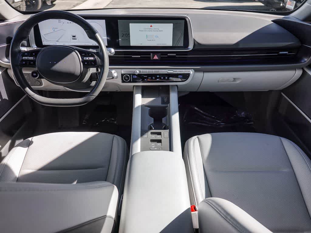 Thumbnail: 2023 Hyundai Ioniq 6 - 11