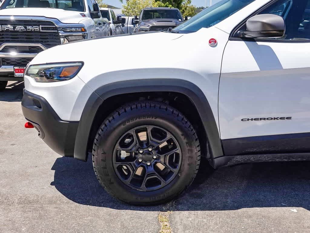 Thumbnail: 2021 Jeep Cherokee - 9