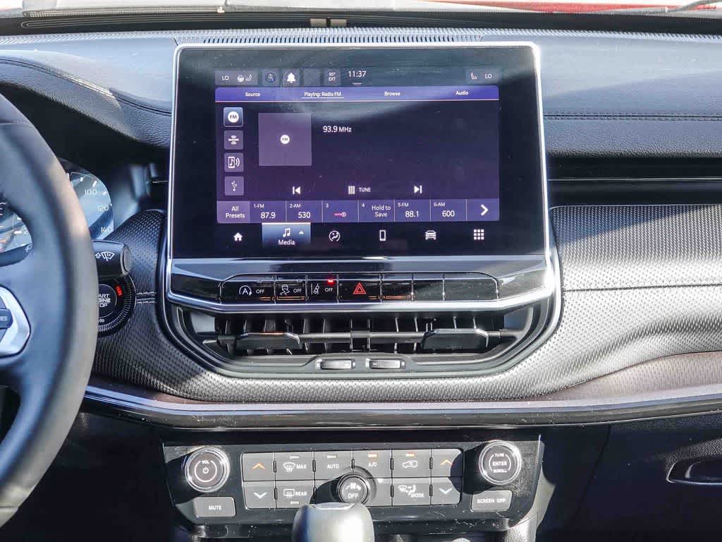 Thumbnail: 2023 Jeep Compass - 12