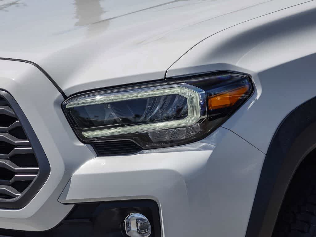 Thumbnail: 2023 Toyota Tacoma - 8