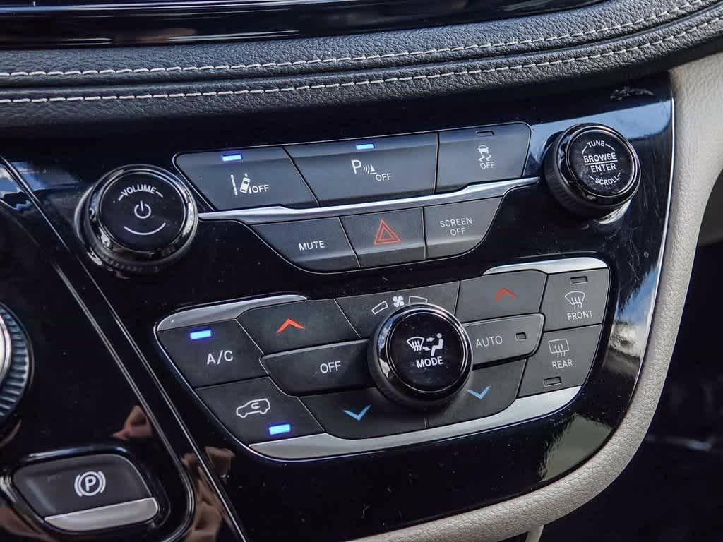 Thumbnail: 2024 Chrysler Pacifica - 21