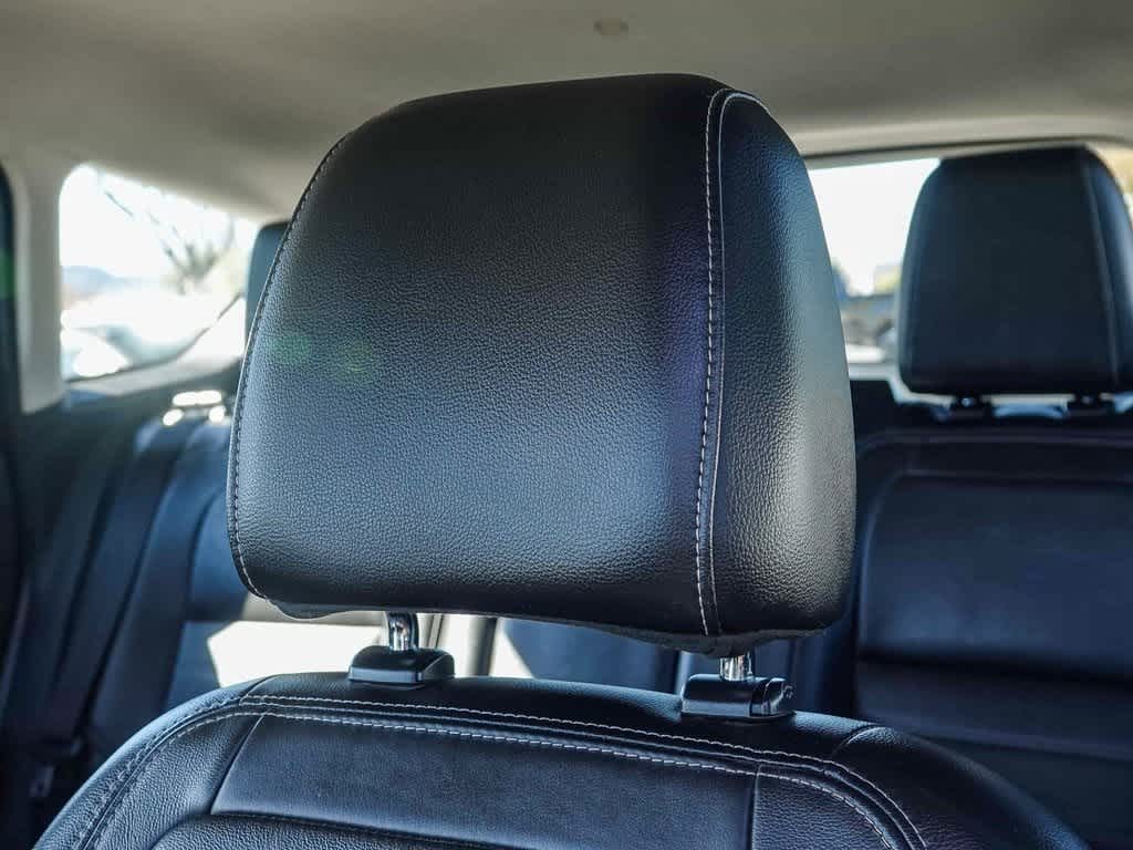 Thumbnail: 2017 Ford C-Max - 25