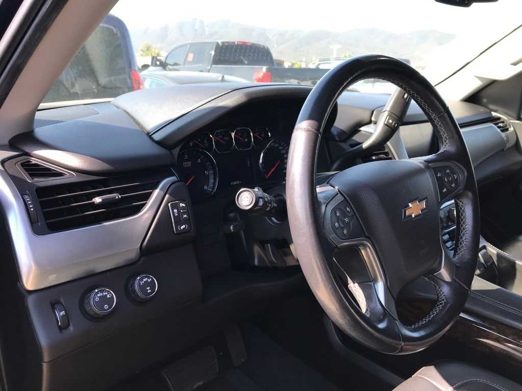 Thumbnail: 2019 Chevrolet Suburban - 10