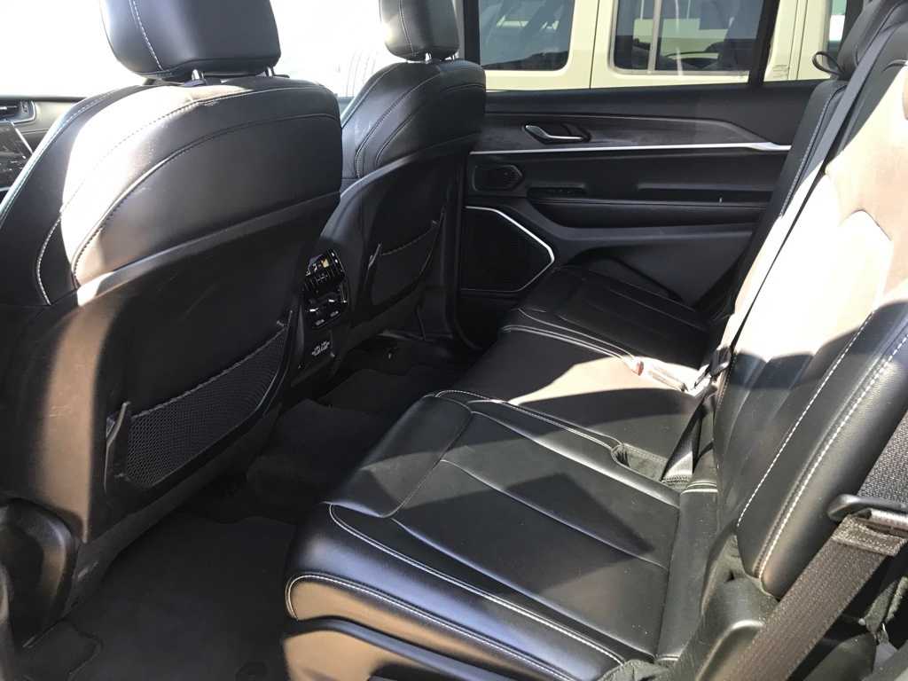 Thumbnail: 2022 Jeep Grand Cherokee - 5