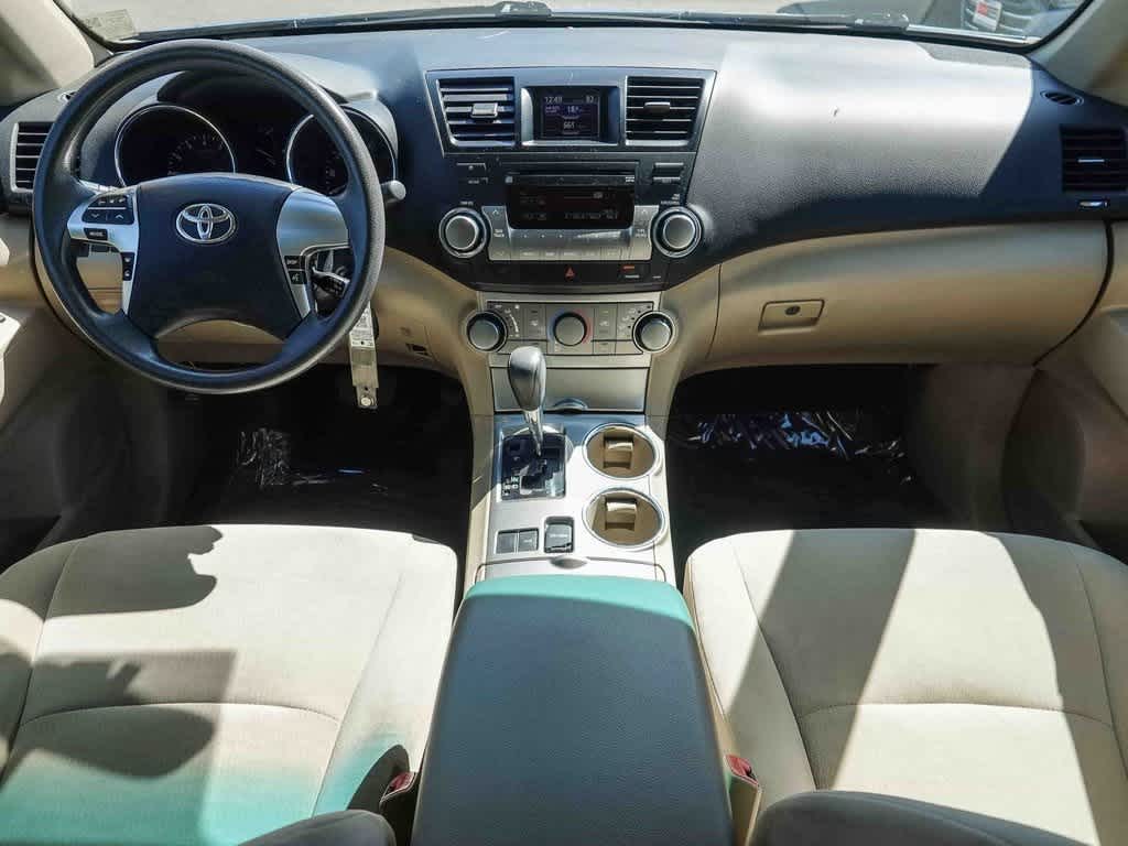 Thumbnail: 2011 Toyota Highlander - 11