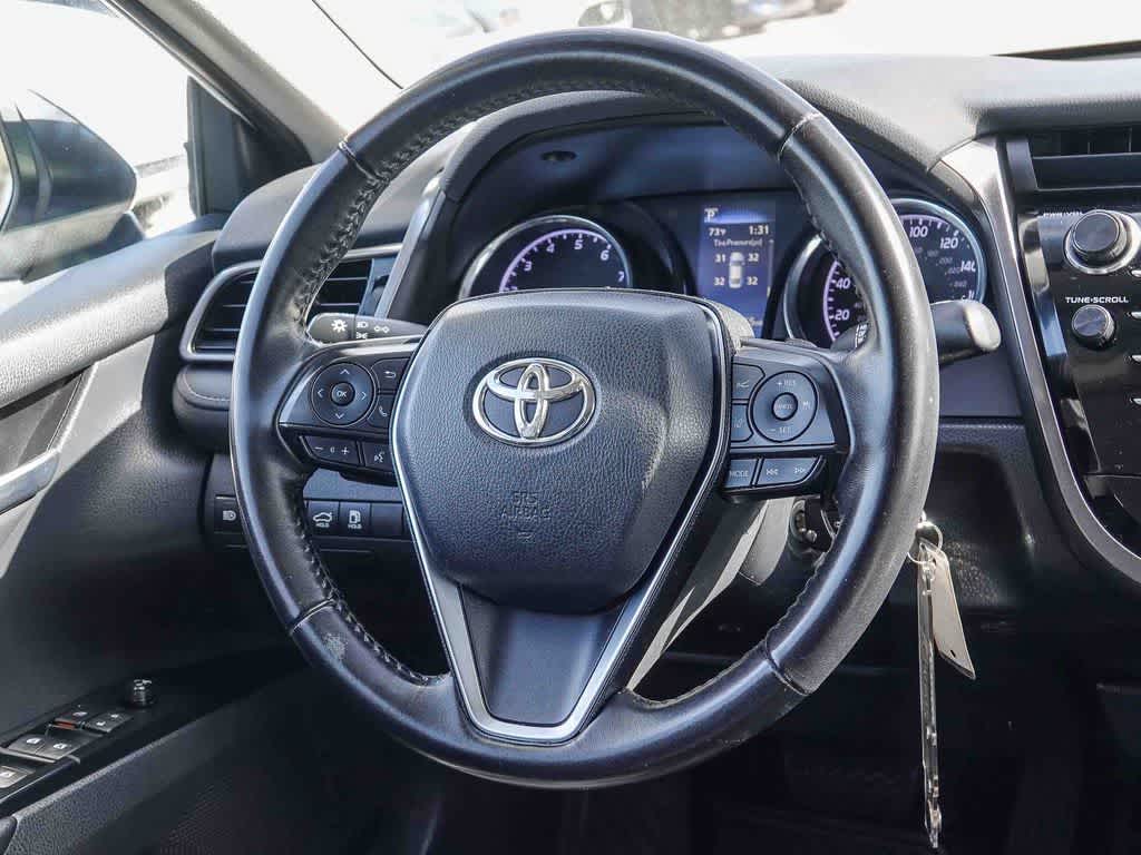 Thumbnail: 2019 Toyota Camry - 14
