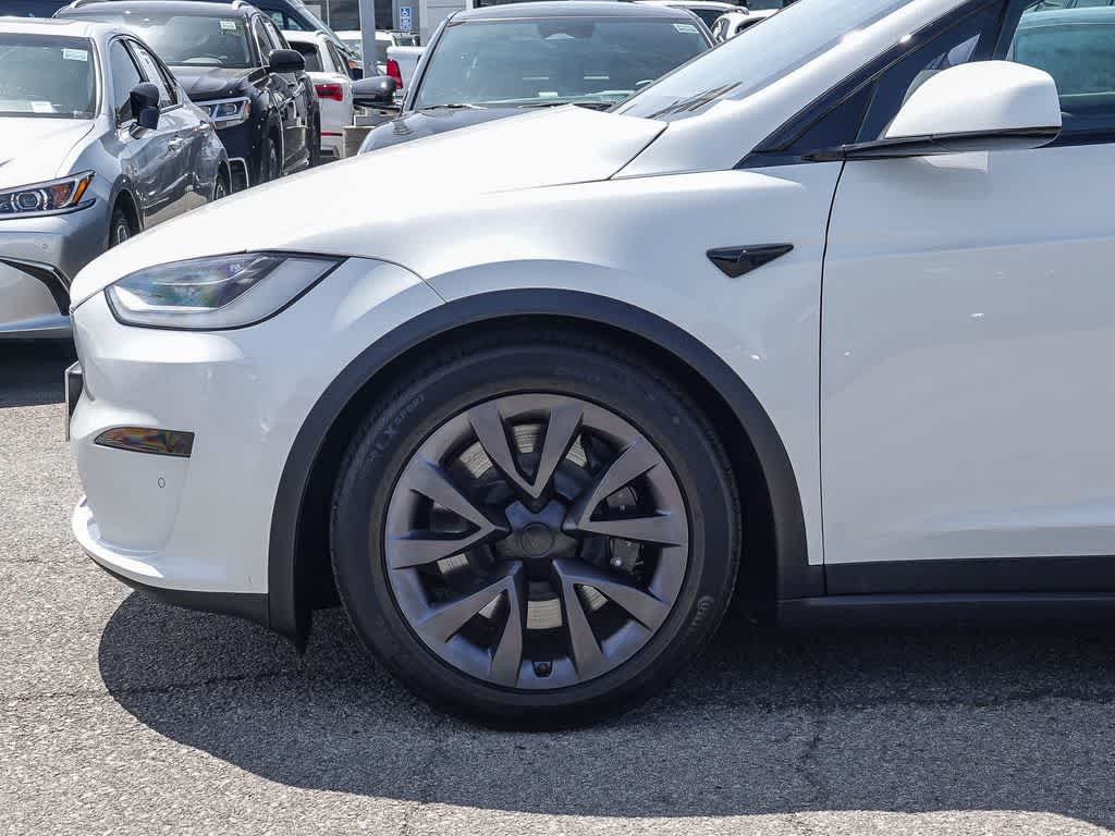 Thumbnail: 2022 Tesla Model X - 9