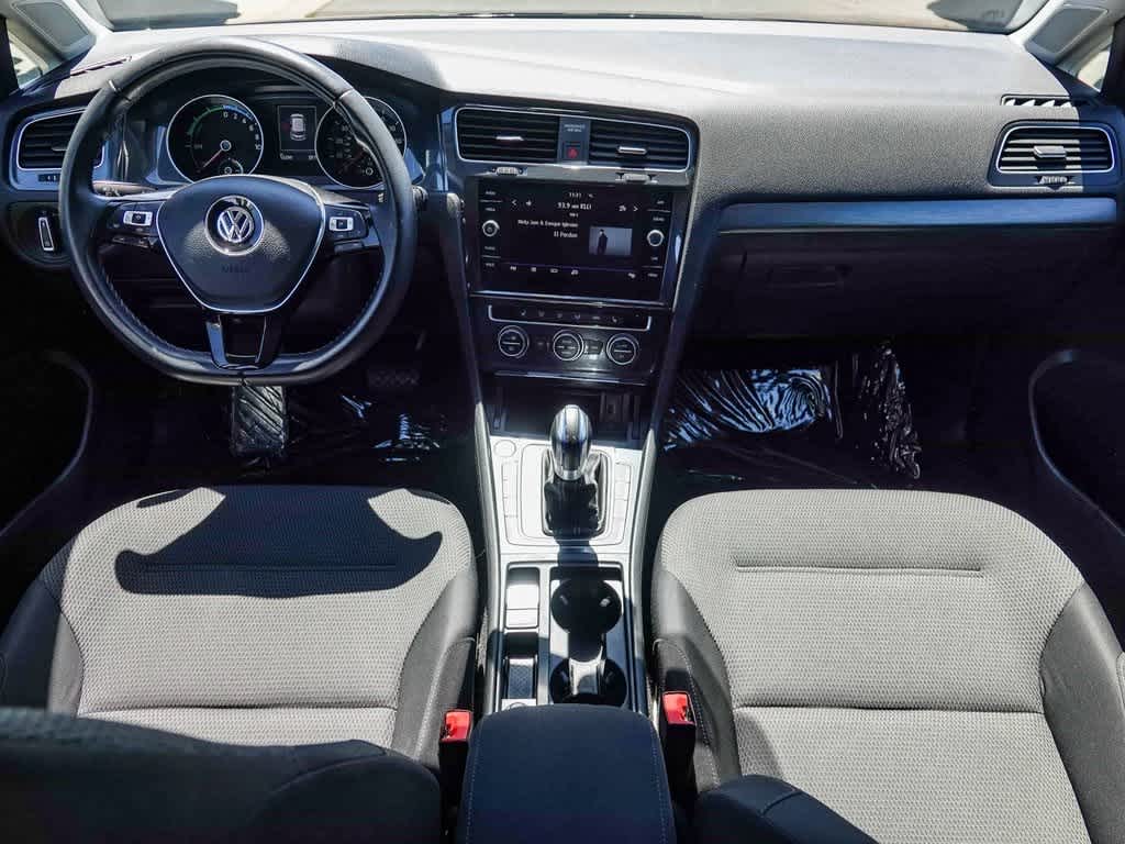 Thumbnail: 2019 Volkswagen e-Golf - 11