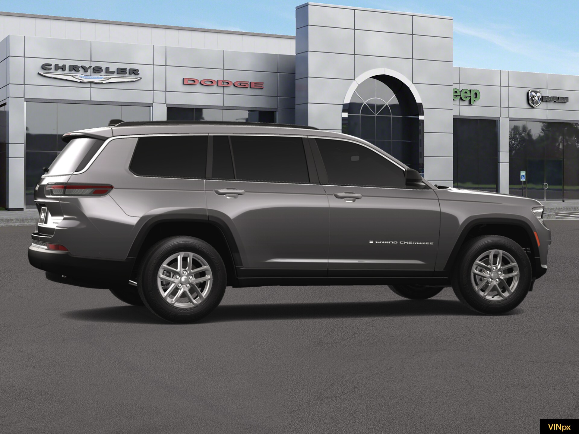 2025 Jeep Grand Cherokee Laredo 15